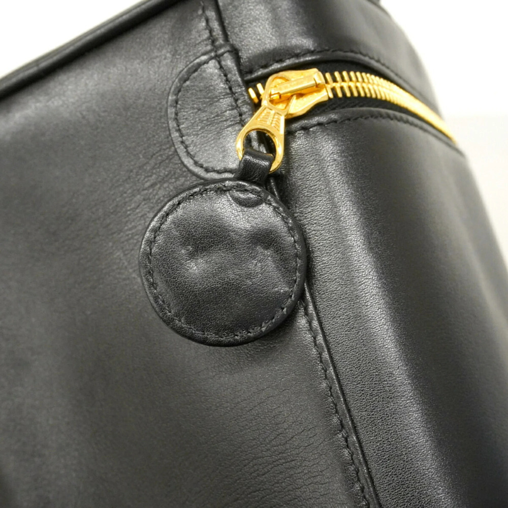 CHANEL Black Lambskin Leather Vanity Bag - Picture 7 of 11